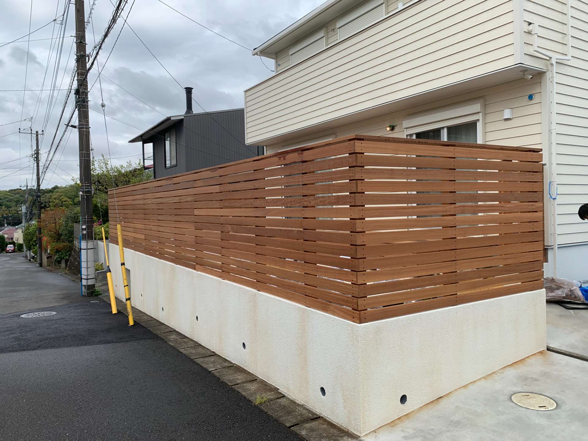 神奈川 建設 デッキフェンス施工しました!